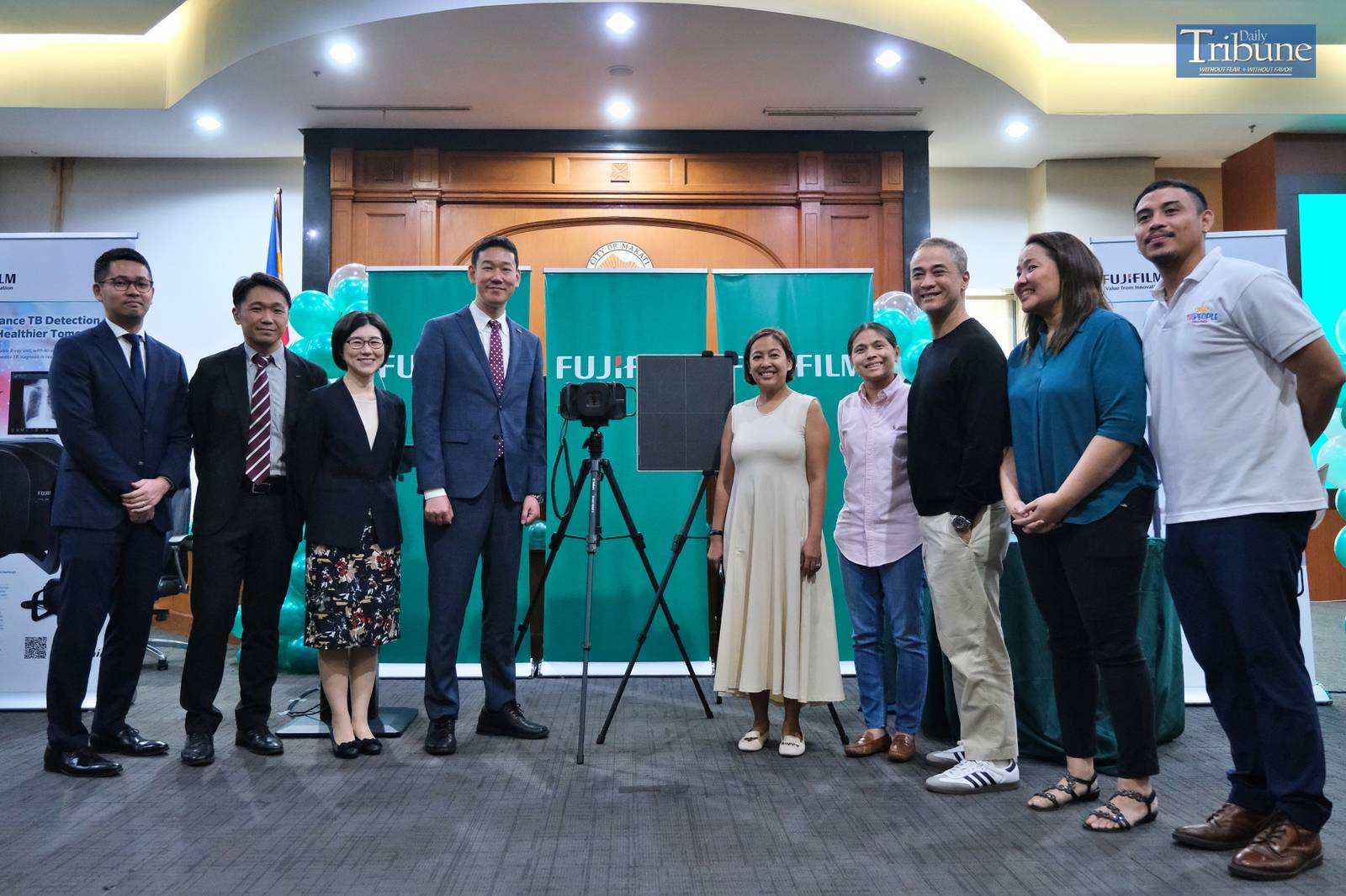 TRIBUNE-mayoabbybinay-fujifilm-MasahiroUehara-fujifilm-group-photo